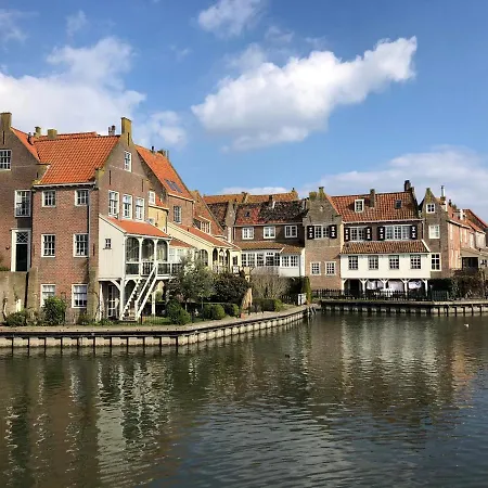 Boot & Breakfast - Slapen Op Het Water