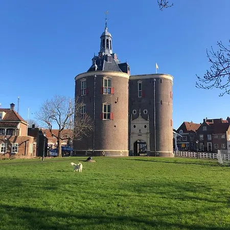 Boot & Breakfast - Slapen Op Het Water ספינת מלון *