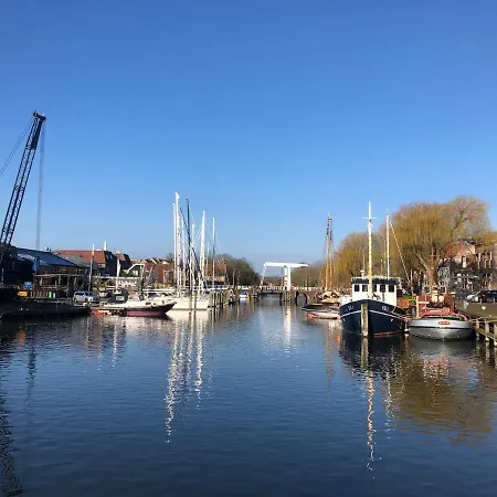 ספינת מלון Boot & Breakfast - Slapen Op Het Water